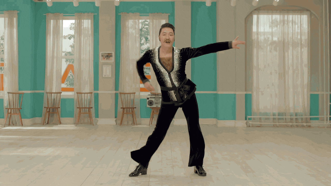  125 GIF USAGIF