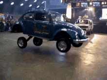 2-vibing-jumping-car