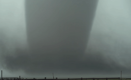 26-scary-tornado