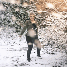 GIF-y taneczne na śniegu