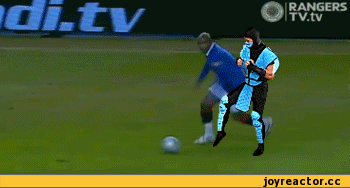 Смешные гифки про футбол - 100 анимированных GIF картинок