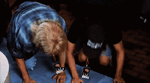 GIFs of Bows, Bowing People - Reverence, Curtsies on GIFs
