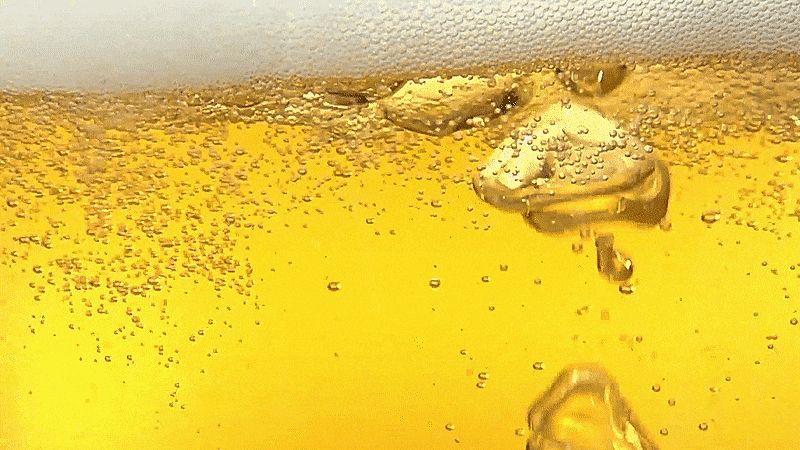 Bier GIFs - Über 100 animierte Bilder dieses Getränks