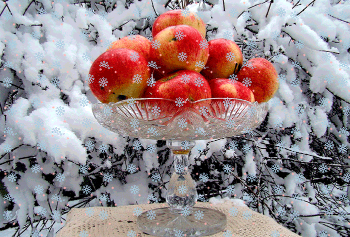 Гифки яблок - 100 яблочных GIF-изображений