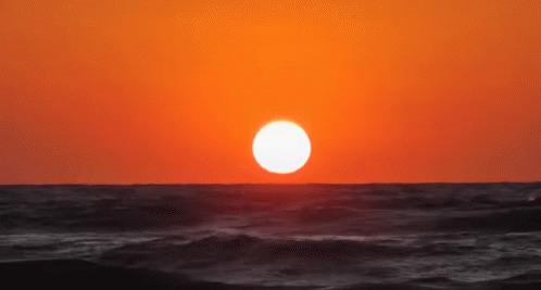 GIFs of The Sun - Sunrises, Sunsets, Sunny Landscapes, Space View
