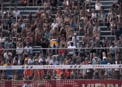 27-dangerous-game-moment-volleyball