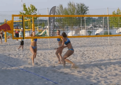 Le GIF di beach volley