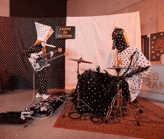 Angine de Poitrine GIFs