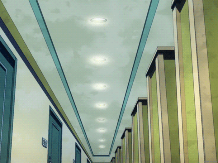 ashido-mina-running-in-corridor-usagif
